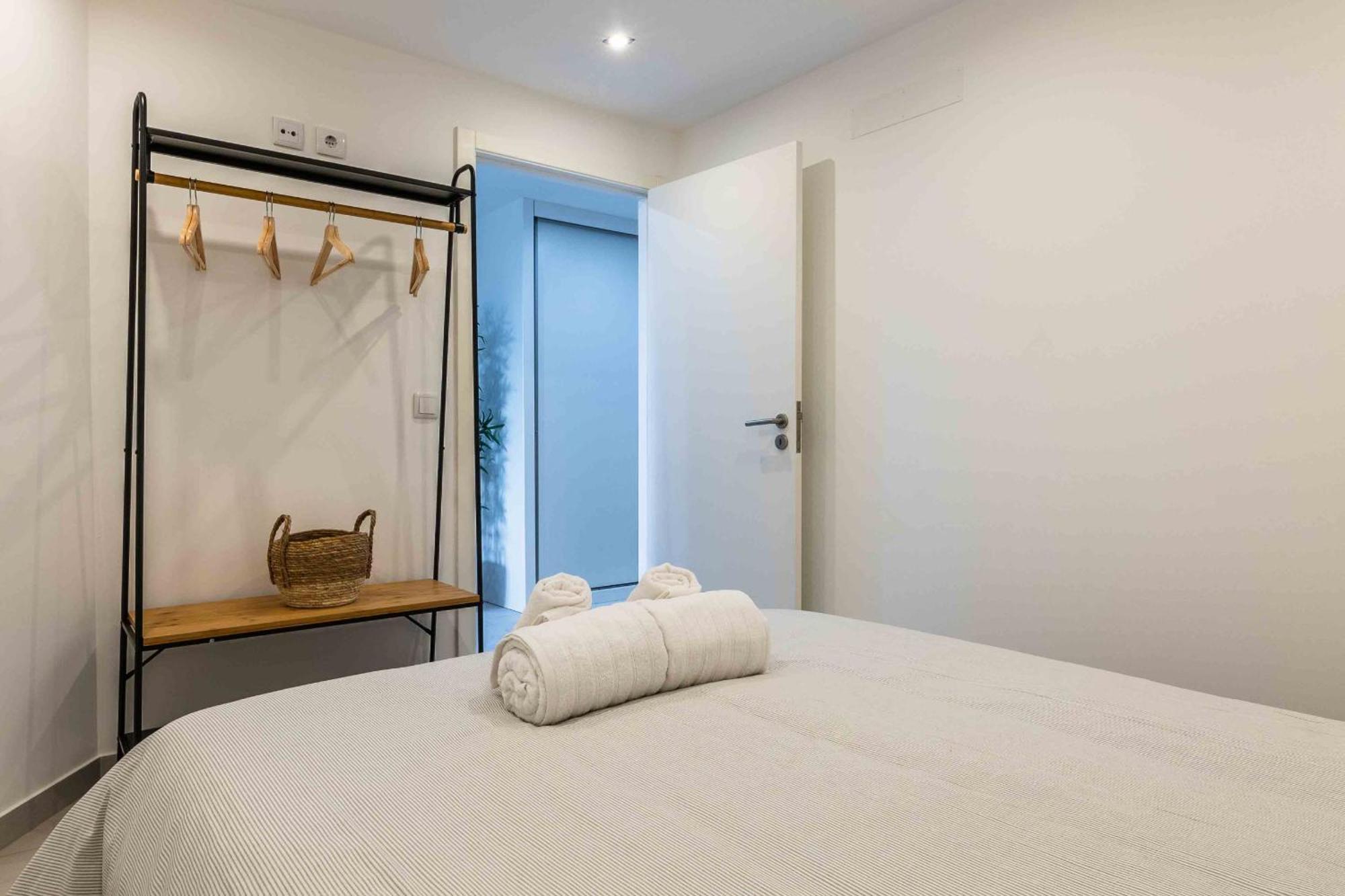 Santa Eulalia 2-Bedroom Apartment - Swimming Pool - Wifi Albufeira Exteriör bild
