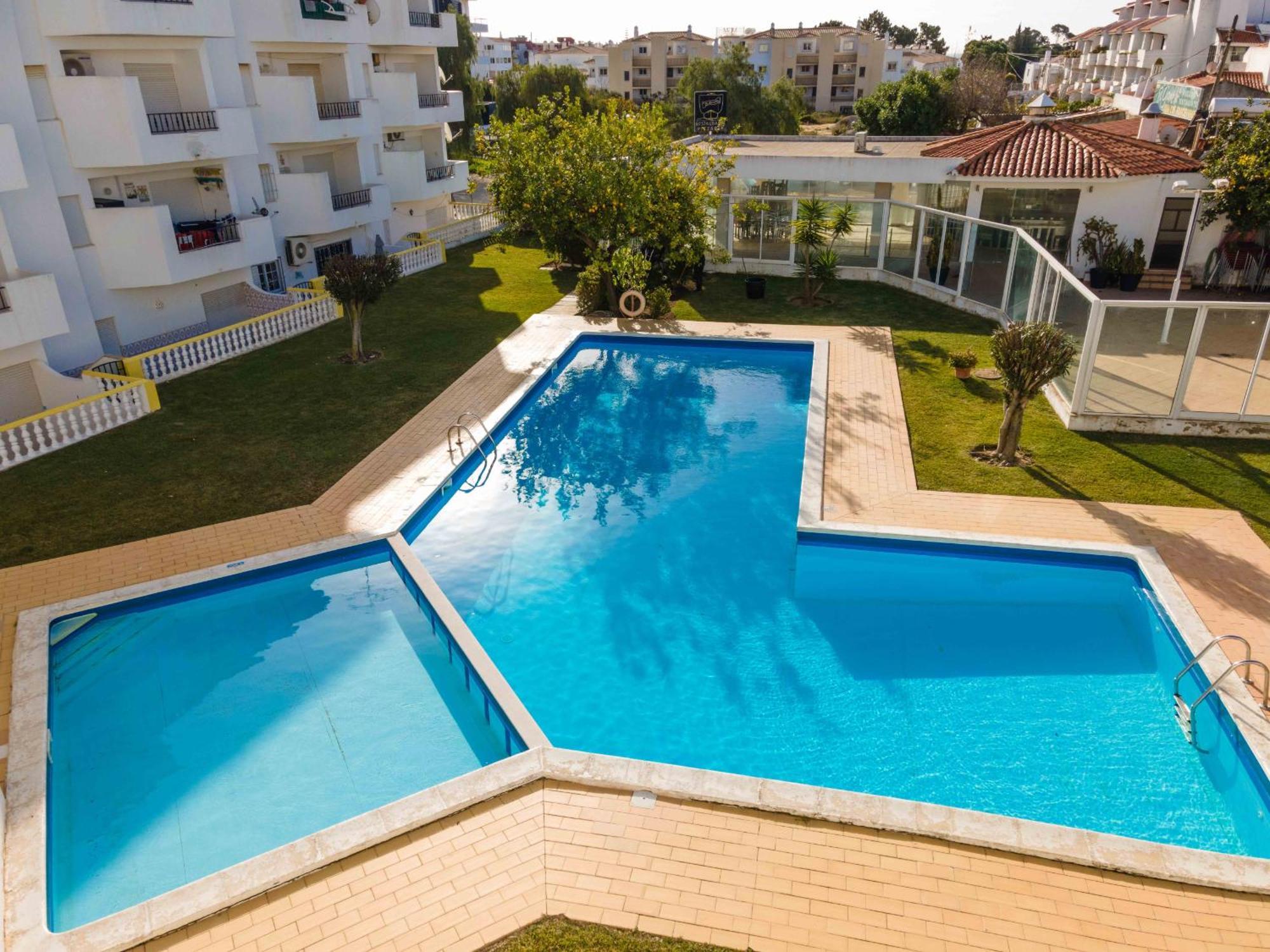 Santa Eulalia 2-Bedroom Apartment - Swimming Pool - Wifi Albufeira Exteriör bild